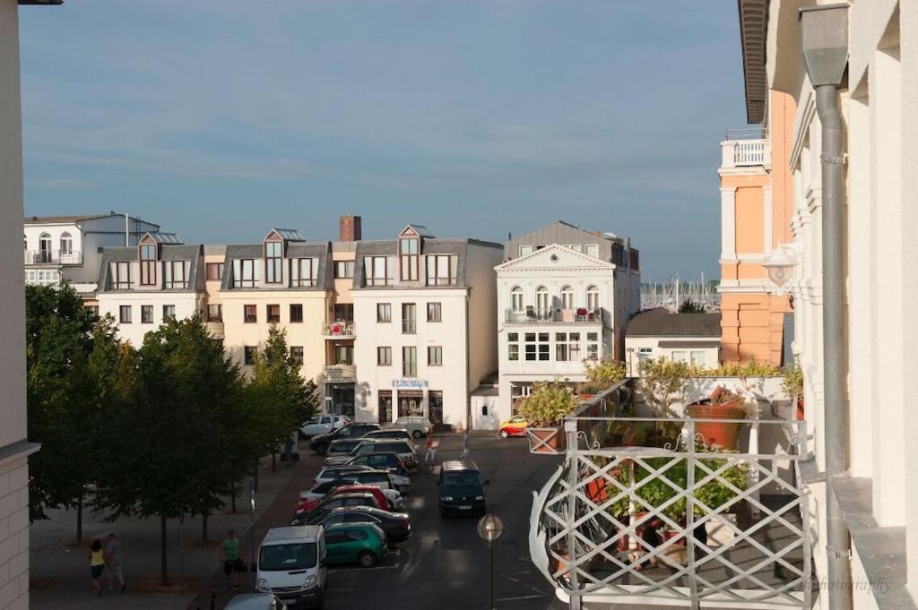Villa Seeblick Warnemuende - Fewo Mit Meerblick Und Balkon Direkt Am Strand Fuer 2-4 Pers Rostock Extérieur photo